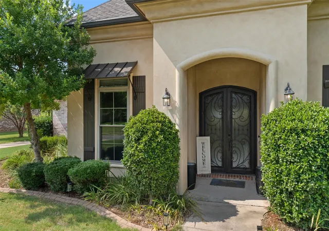 Photo 3 of Single family home for sale at 107 Colonel Burt Dr, Benton, LA 71006 | MLS# 21353211 | Listing updated on 2026-09-05