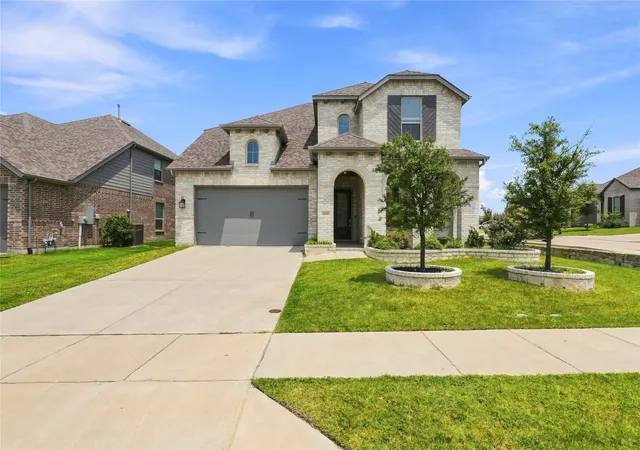 Photo 1 of Single family home for sale at 2410 Doncaster Dr, Forney, TX 75126 | MLS# 21354534 | Listing updated on 2026-09-30