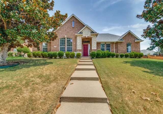 Photo 1 of Sale Pending at 1319 Cadbury Ln, Keller, TX 76248 | MLS# 21354514 | Listing updated on 2026-09-04