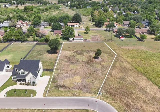 Photo 1 of Land for sale at 116 Big Catch Ln, Waco, TX 76706 | MLS# 21350294 | Listing updated on 2026-09-23