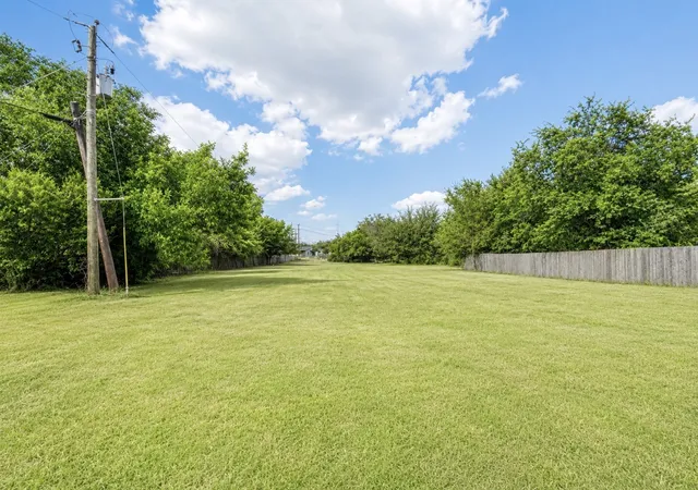 Photo 1 of Land for sale at 2211 Foster Cir, Caddo Mills, TX 75135 | MLS# 21354566 | Listing updated on 2026-08-08