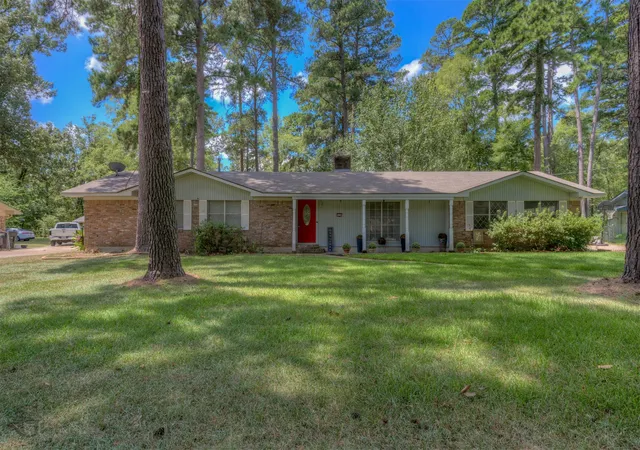 Photo 1 of Single family home for sale at 3132 Pines Rd, Shreveport, LA 71119 | MLS# 21354568 | Listing updated on 2026-08-13