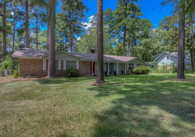 Photo 2 of Single family home for sale at 3132 Pines Rd, Shreveport, LA 71119 | MLS# 21354568 | Listing updated on 2026-08-13