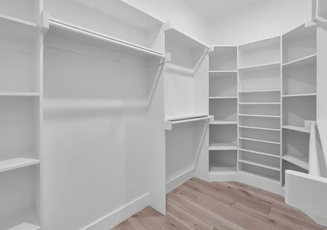 Photo 4 of Single family home for sale at 307 E 13Th, Corsicana, TX 75110 | MLS# 21350197 | Listing updated on 2026-09-23
