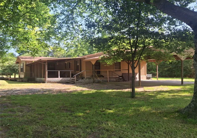 Photo 2 of Single family home for sale at 621 Stonewall Preston Rd, Stonewall, LA 71078 | MLS# 21354565 | Listing updated on 2026-08-11
