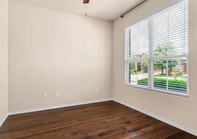 Photo 4 of Sale Pending at 1900 Jacona Trl, Fort Worth, TX 76131 | MLS# 21352995 | Listing updated on 2026-08-29
