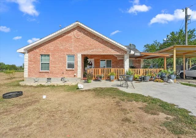 Photo 3 of Sale Pending at 217 County Road 1001, Wortham, TX 76693 | MLS# 21353618 | Listing updated on 2026-09-27