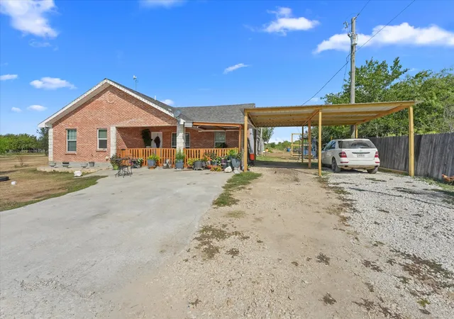 Photo 4 of Sale Pending at 217 County Road 1001, Wortham, TX 76693 | MLS# 21353618 | Listing updated on 2026-09-27