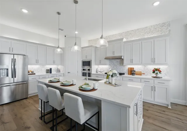 Photo 3 of Single family home for sale at 2253 Garnet Dr, Waxahachie, TX 75167 | MLS# 21354602 | Listing updated on 2026-09-29