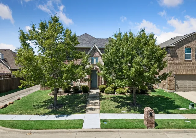 Photo 1 of Single family home for sale at 705 Austin Ln, Lavon, TX 75166 | MLS# 21354619 | Listing updated on 2026-10-06