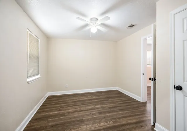 Photo 4 of Single family home for sale at 408 W Heron St, Denison, TX 75020 | MLS# 21347528 | Listing updated on 2026-09-16