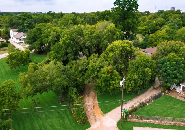 Photo 1 of Land for sale at 1136 Betterton Cir, Dallas, TX 75203 | MLS# 21334266 | Listing updated on 2026-08-31