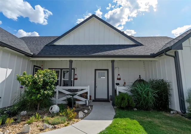 Photo 3 of Single family home for sale at 108 Daisy Ct, Paradise, TX 76073 | MLS# 21354630 | Listing updated on 2026-08-08