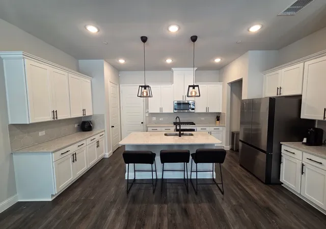 Photo 3 of Townhouse for sale at 309 Colusa Dr, Lewisville, TX 75056 | MLS# 21354667 | Listing updated on 2026-08-23