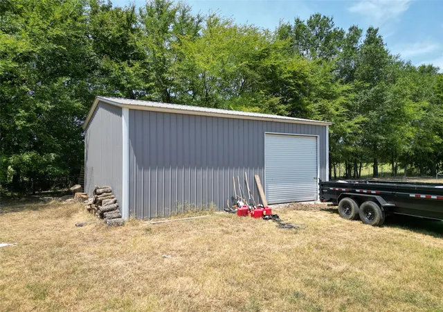 Photo 3 of Single family home for sale at 429 County Road 2610, Alba, TX 75410 | MLS# 21354571 | Listing updated on 2026-08-09