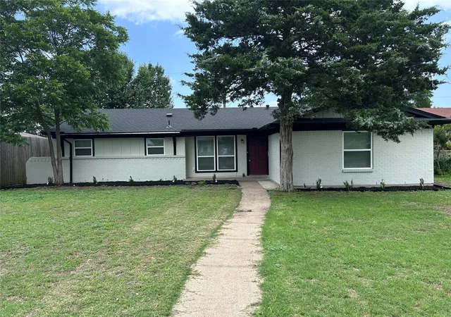 Photo 2 of Single family home for sale at 3837 Burning Tree Ln, Garland, TX 75042 | MLS# 21354722 | Listing updated on 2026-08-29