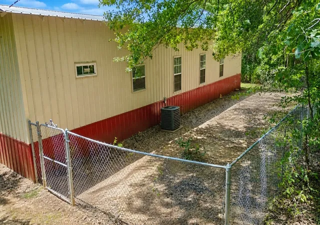 Photo 31 of Single family home for sale at 2210 West Corsicana St, Athens, TX 75751 | MLS# 21354677 | Listing updated on 2026-08-09