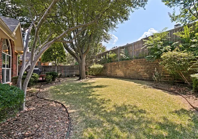 Photo 27 of Single family home for sale at 1609 Shadow Crest Dr, Corinth, TX 76210 | MLS# 21352709 | Listing updated on 2026-10-07