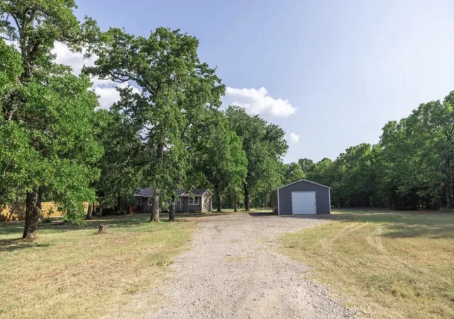 Photo 2 of Single family home for sale at 503 Vz County Road 2426, Canton, TX 75103 | MLS# 21354809 | Listing updated on 2026-10-06