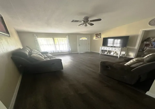 Photo 3 of Manufactured home for sale at 104 Mimosa Wy, Venus, TX 76084 | MLS# 21354828 | Listing updated on 2026-08-09