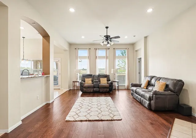 Photo 4 of Single family home for sale at 4509 Mallow Oak Dr, Fort Worth, TX 76123 | MLS# 21354848 | Listing updated on 2026-08-16