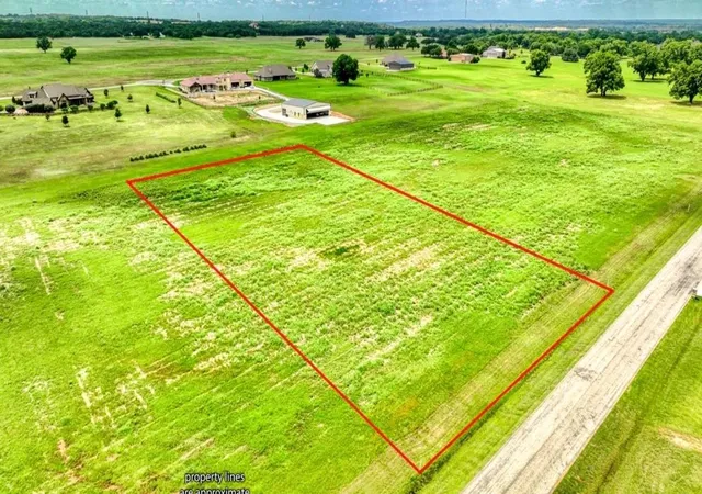 Photo 1 of Land for sale at Tbd 0 Westmeadow Dr, Weatherford, TX 76087 | MLS# 21354860 | Listing updated on 2026-08-09