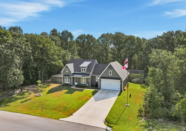 Photo 3 of Single family home for sale at 221 Private Road 6235 #2320, Mineola, TX 75773 | MLS# 21354868 | Listing updated on 2026-10-04