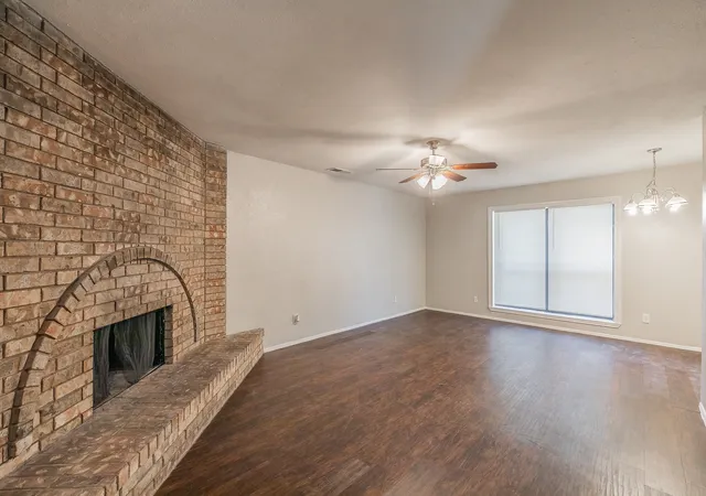 Photo 3 of Sale Pending at 2817 Eddie Pl, Fort Worth, TX 76140 | MLS# 21353483 | Listing updated on 2026-09-29