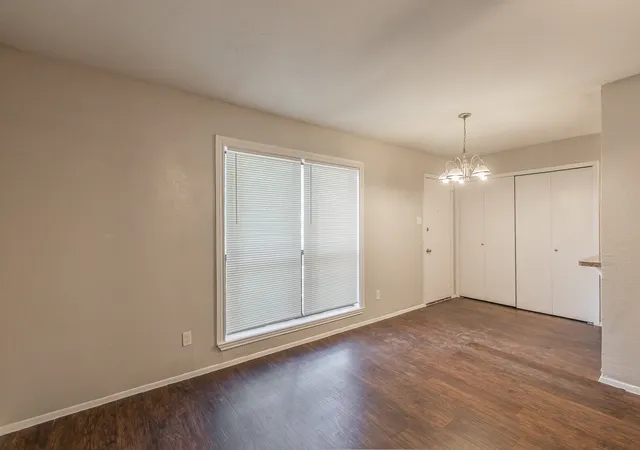 Photo 4 of Sale Pending at 2817 Eddie Pl, Fort Worth, TX 76140 | MLS# 21353483 | Listing updated on 2026-09-29