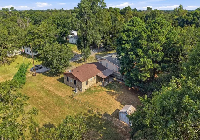 Photo 2 of Single family home for sale at 2050 Avon Dr, Denison, TX 75020 | MLS# 21354932 | Listing updated on 2026-08-14