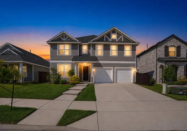 Photo 2 of Single family home for sale at 3219 Buffalo Creek Cir, Royse City, TX 75189 | MLS# 21354994 | Listing updated on 2026-09-03