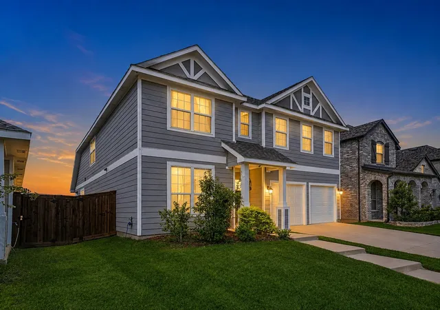 Photo 3 of Single family home for sale at 3219 Buffalo Creek Cir, Royse City, TX 75189 | MLS# 21354994 | Listing updated on 2026-09-03