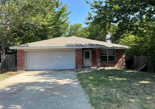 Photo 1 of Single family home for sale at 8116 Albert St, Fort Worth, TX 76108 | MLS# 21354981 | Listing updated on 2026-08-10