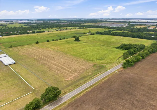 Photo 1 of Land for sale at 700 Geller Rd, Ferris, TX 75125 | MLS# 21355073 | Listing updated on 2026-08-10