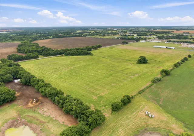 Photo 3 of Land for sale at 700 Geller Rd, Ferris, TX 75125 | MLS# 21355073 | Listing updated on 2026-08-10