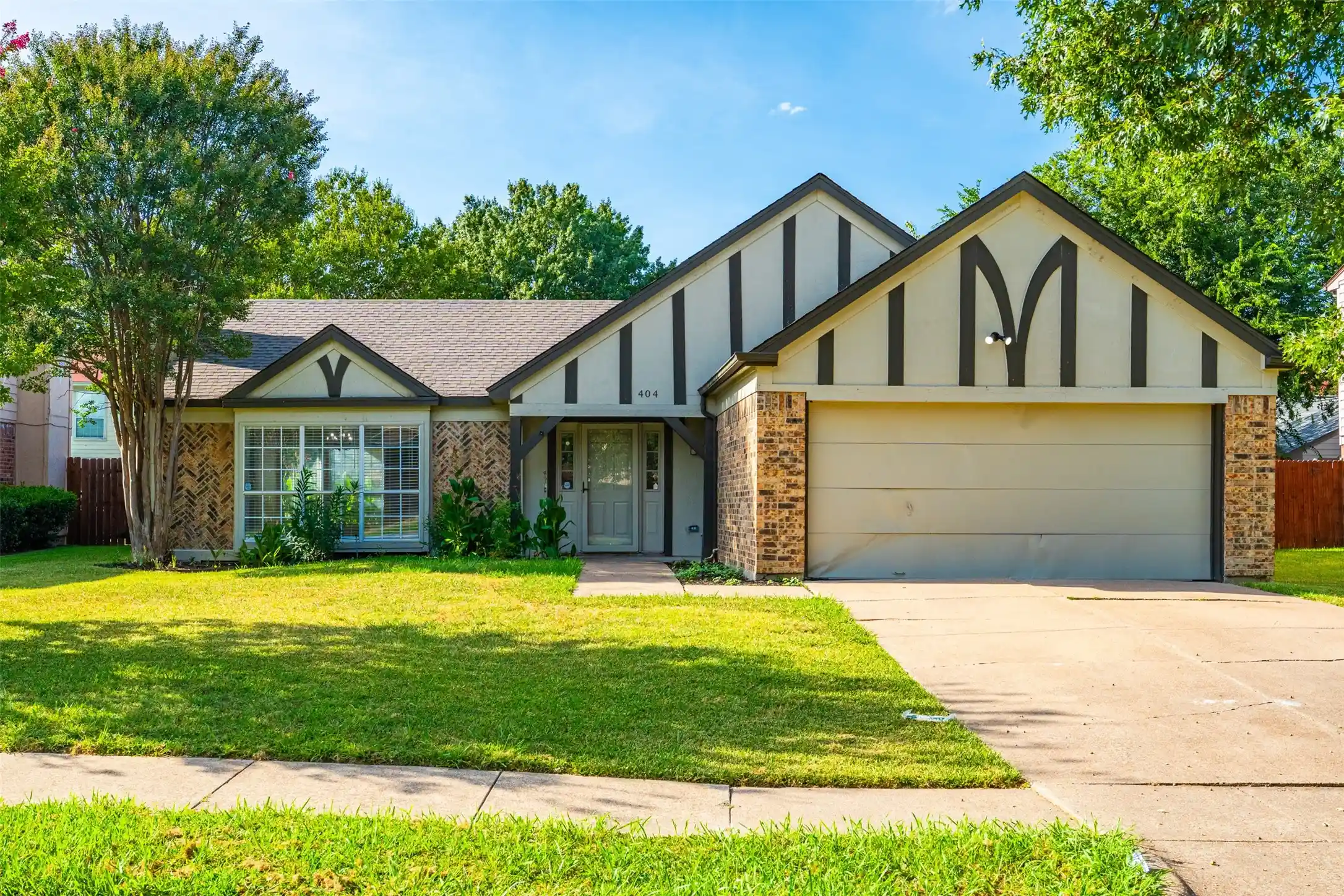 Single family home for sale at 404 Spencer Cir, Grand Prairie, TX 75052 | MLS# 21355074