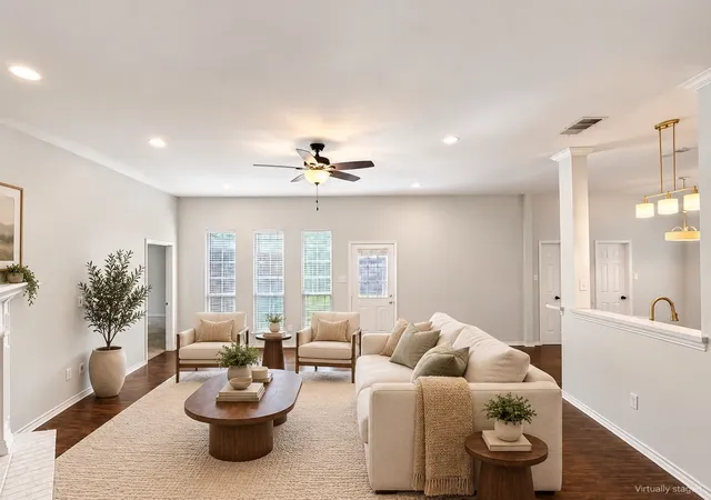 Photo 3 of Single family home for sale at 1509 Landsford Dr, Allen, TX 75013 | MLS# 21355085 | Listing updated on 2026-10-08