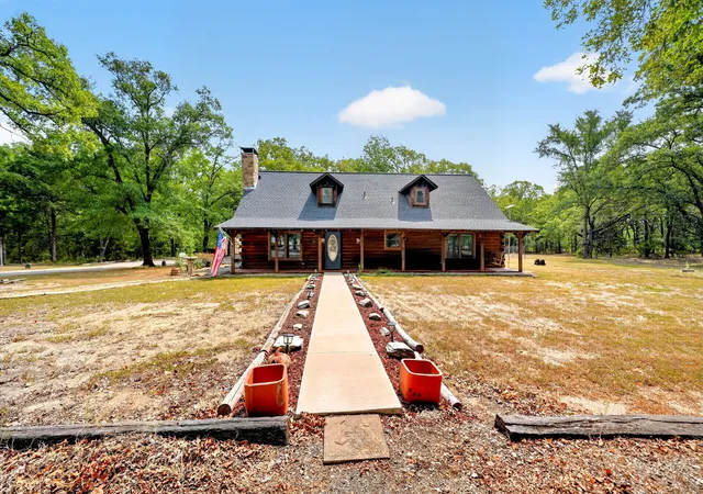 Photo 3 of Sale Pending at 7223 Fm 2101, Quinlan, TX 75474 | MLS# 21346307 | Listing updated on 2026-08-27