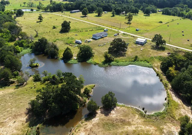Photo 2 of Manufactured home for sale at 332 County Road 691, Teague, TX 75860 | MLS# 21350682 | Listing updated on 2026-08-19