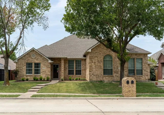 Photo 1 of Single family home for sale at 1743 Preston On The Lake Blvd, Little Elm, TX 75068 | MLS# 21335359 | Listing updated on 2026-08-22