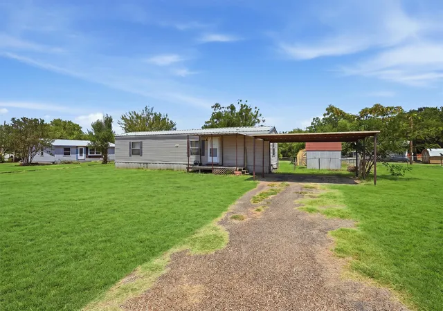 Photo 3 of Manufactured home for sale at 2303 Balboa Ct, Granbury, TX 76048 | MLS# 21354372 | Listing updated on 2026-09-17