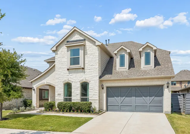 Photo 1 of Single family home for sale at 7416 Wispy Willow Ln, Aubrey, TX 76227 | MLS# 21343127 | Listing updated on 2026-10-07