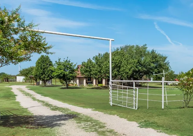 Photo 3 of Single family home for sale at 7951 Fm 339 N, Mount Calm, TX 76673 | MLS# 21355139 | Listing updated on 2026-08-31