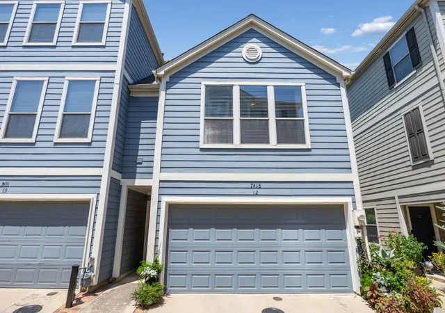Photo 3 of Townhouse for sale at 7416 Coronado Ave #12, Dallas, TX 75214 | MLS# 21354873 | Listing updated on 2026-08-10