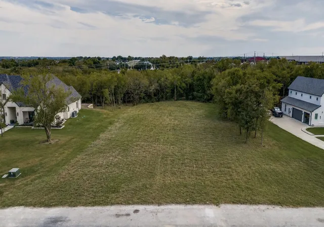 Photo 3 of Land for sale at 40 Blackthorn Dr, Van Alstyne, TX 75495 | MLS# 21355244 | Listing updated on 2026-08-11
