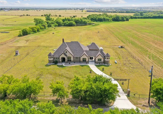 Photo 1 of Single family home for sale at 10240 Freeman Rd, Sanger, TX 76266 | MLS# 21351105 | Listing updated on 2026-08-25