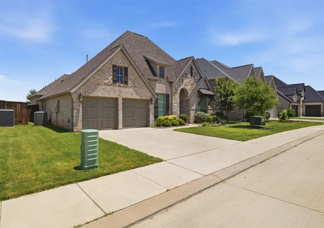 Photo 2 of Single family home for sale at 2434 Sibley Dr, Midlothian, TX 76065 | MLS# 21244376 | Listing updated on 2026-08-10