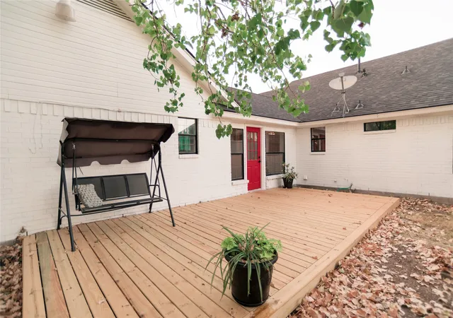 Photo 3 of Single family home for sale at 101 Scenic Dr Dr, Dublin, TX 76446 | MLS# 21355293 | Listing updated on 2026-08-26