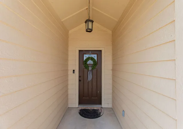 Photo 3 of Single family home for sale at 14038 County Road 452, Lindale, TX 75771 | MLS# 21355299 | Listing updated on 2026-08-21