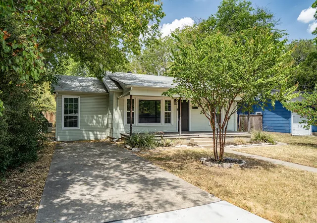 Photo 2 of Single family home for sale at 714 Cordell St, Denton, TX 76201 | MLS# 21344222 | Listing updated on 2026-08-13